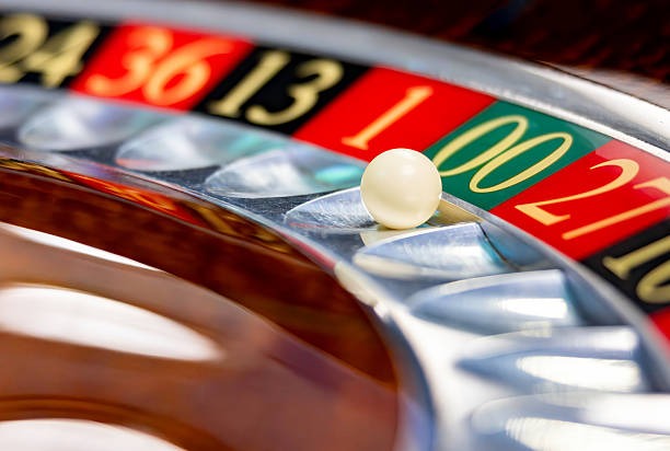 Capsa Banting game table on toto222 showing player hands and community pot